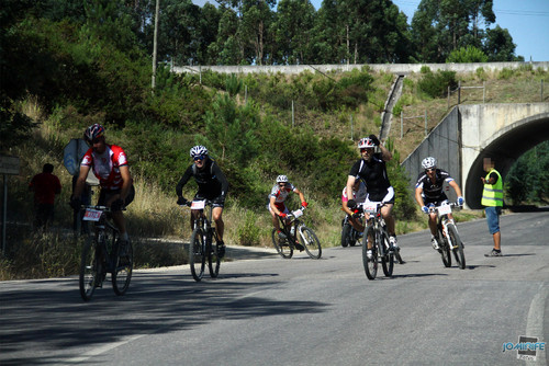 BTT XCM 2012 Montemor (156) Entrada na estrada