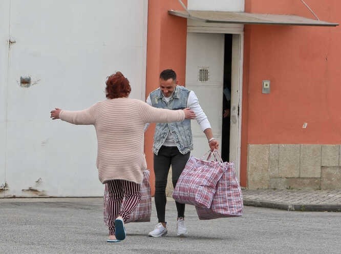 PresoSaiPrisaoRececao.jpg PresoSaiPrisaoRececao.jpg