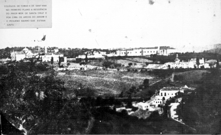 Convento de Sant'Ana aoo longe.jpg