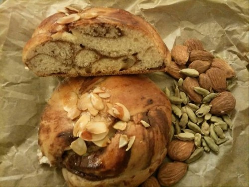 Pão Doce de Cardamomo.jpg