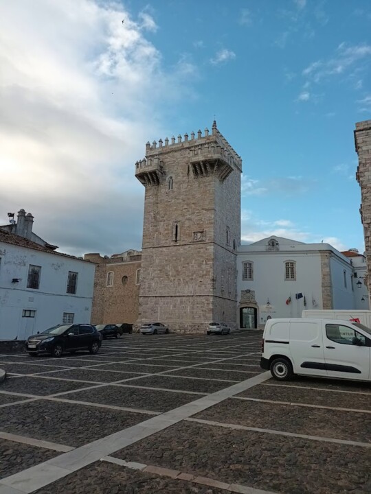 Não me canso disto Estremoz.jpg