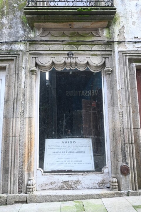 Não me canso disto portas janelas 9.JPG