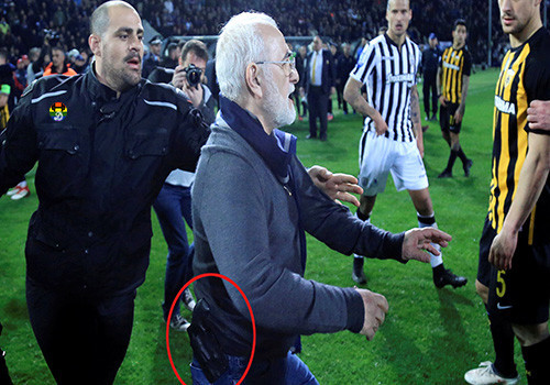 HD Um presidente armado em... só armado!.jpg