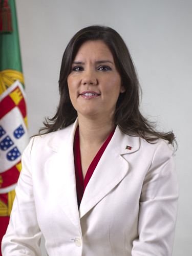 Retrato_oficial_Assuncao_Cristas.jpg