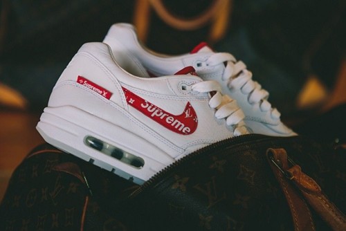 Nike-Air-Max-1-x-Supreme-x-Louis-Vuitton-06.jpg