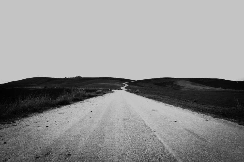 davide-ragusa-RTivRcYz1Bw-unsplash.jpg