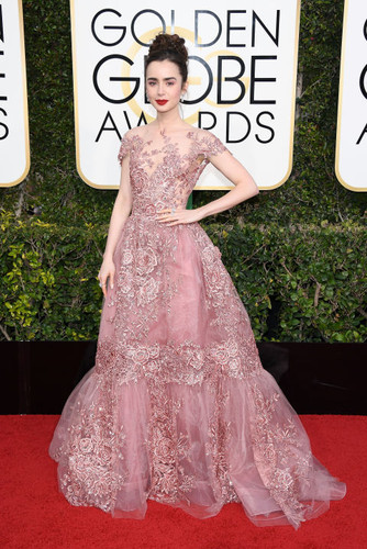 LillyCollins.jpg LillyCollins.jpg