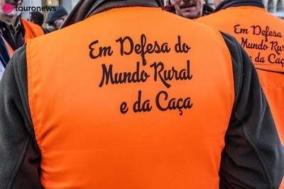 Concentração 2.jpg Concentração 2.jpg