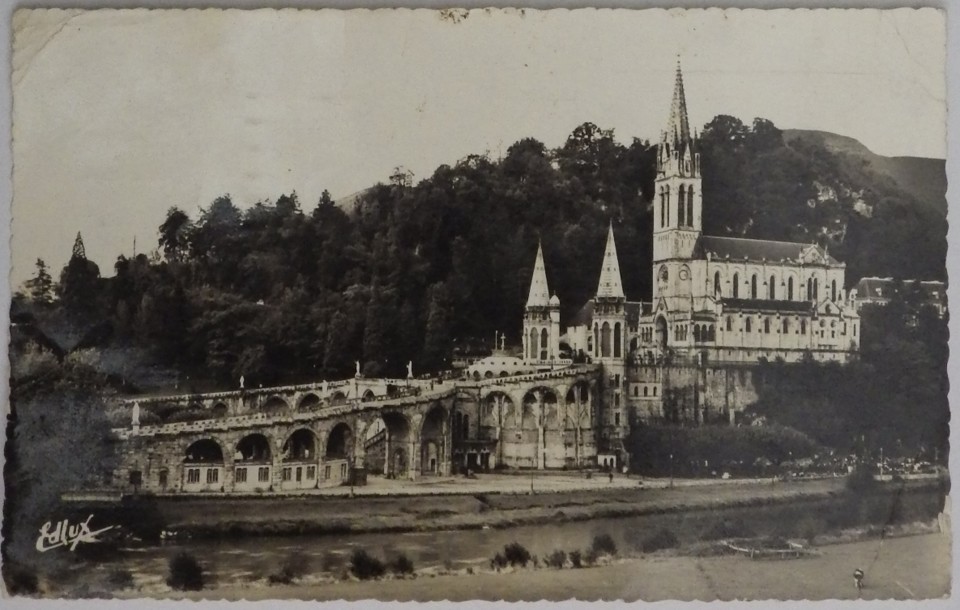 postal_fr_flam_lourdes_centre_mondial_peleriage_19 postal_fr_flam_lourdes_centre_mondial_peleriage_19