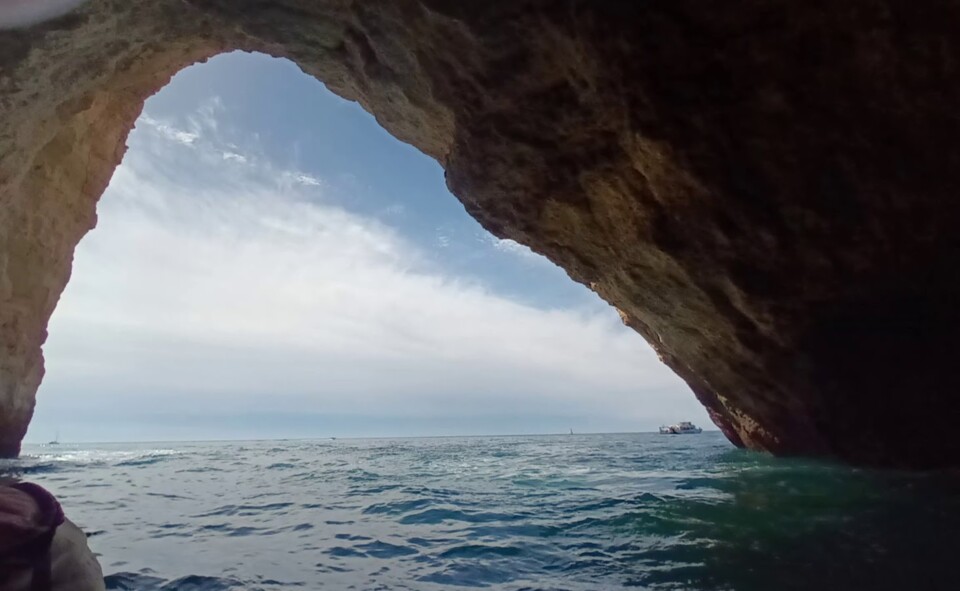 Não me canso disto gruta 4.jpg