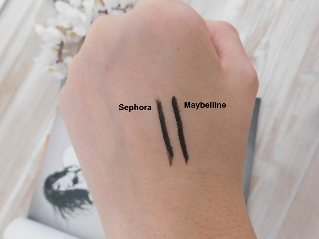 DSCN3100.JPG Maquilhagem - eyeliner Sephora e eyeliner Maybelline