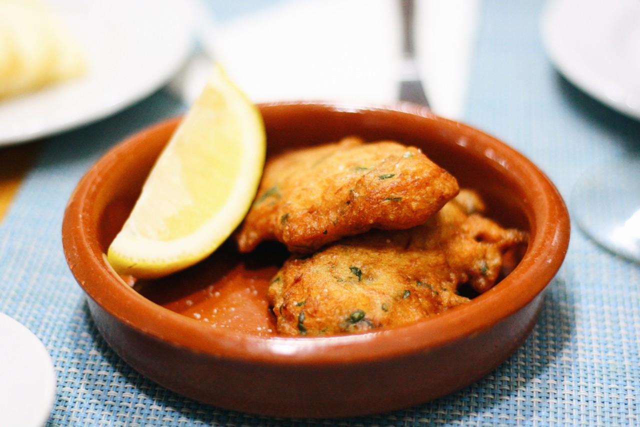 petisco-saloio-pataniscas-bacalhau.jpg