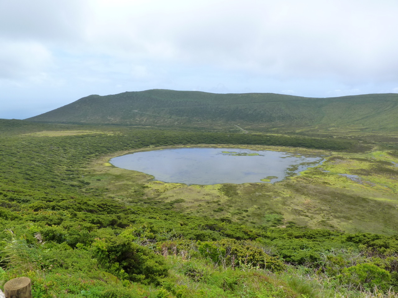 Lagoa Branca, Flores (2).JPG