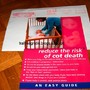 Livrete "Reduce the risk of cot death"