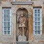 Estátua de D. João III na Porta Férrea Coimbra