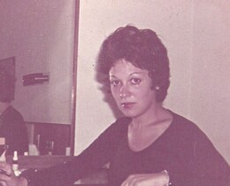 Nas tuas m&atilde;os.jpeg