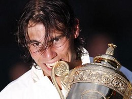 nadal_wimbledon_trophy_0707_a_getty_1215380513